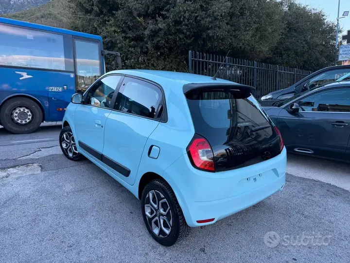 Renault Twingo 2023 photo 2