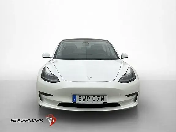 Tesla Model Y 2023 photo 2