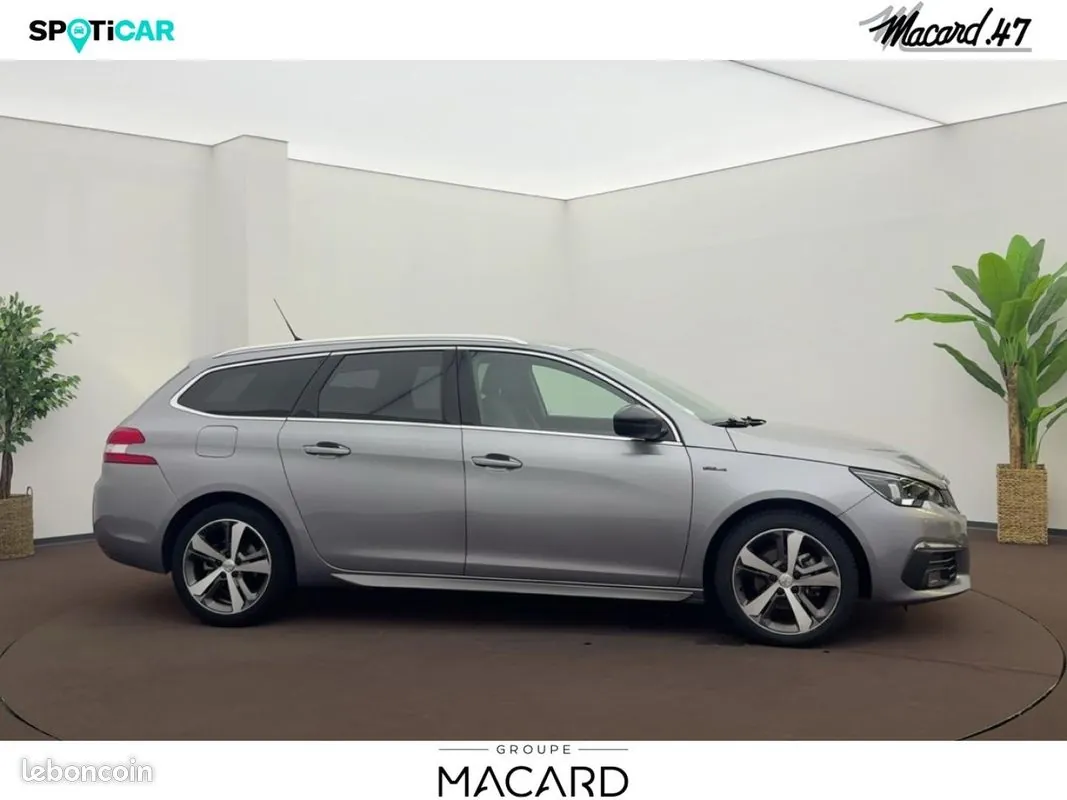 Peugeot 308 2019 photo 4