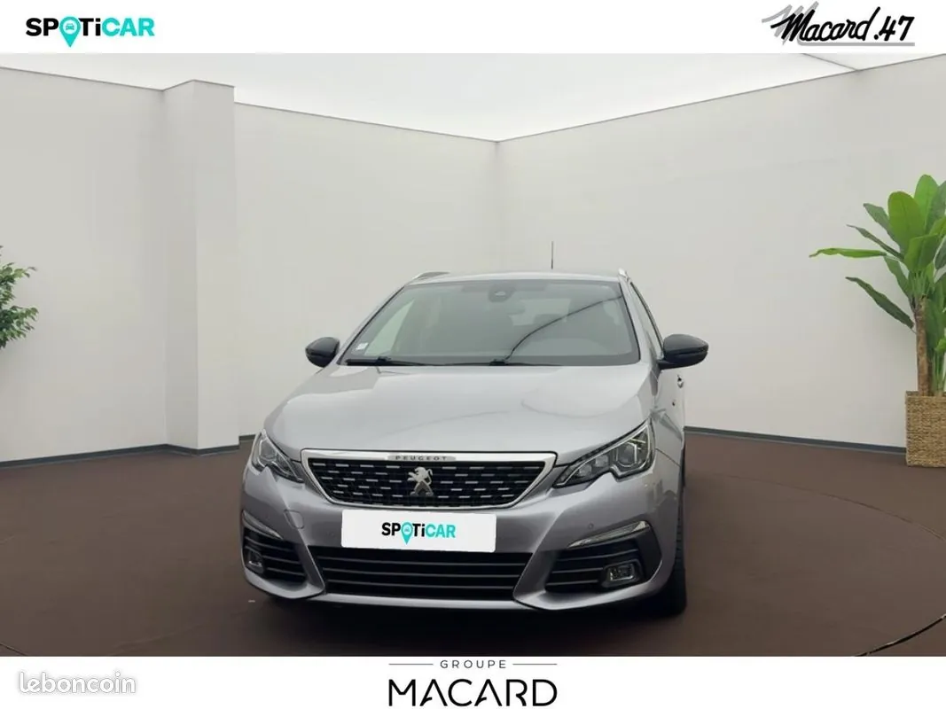 Peugeot 308 2019 photo 2