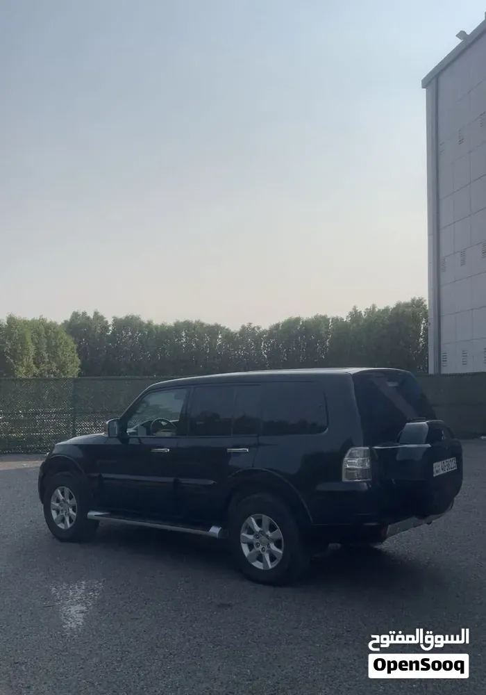 Mitsubishi Pajero 2017 photo 2