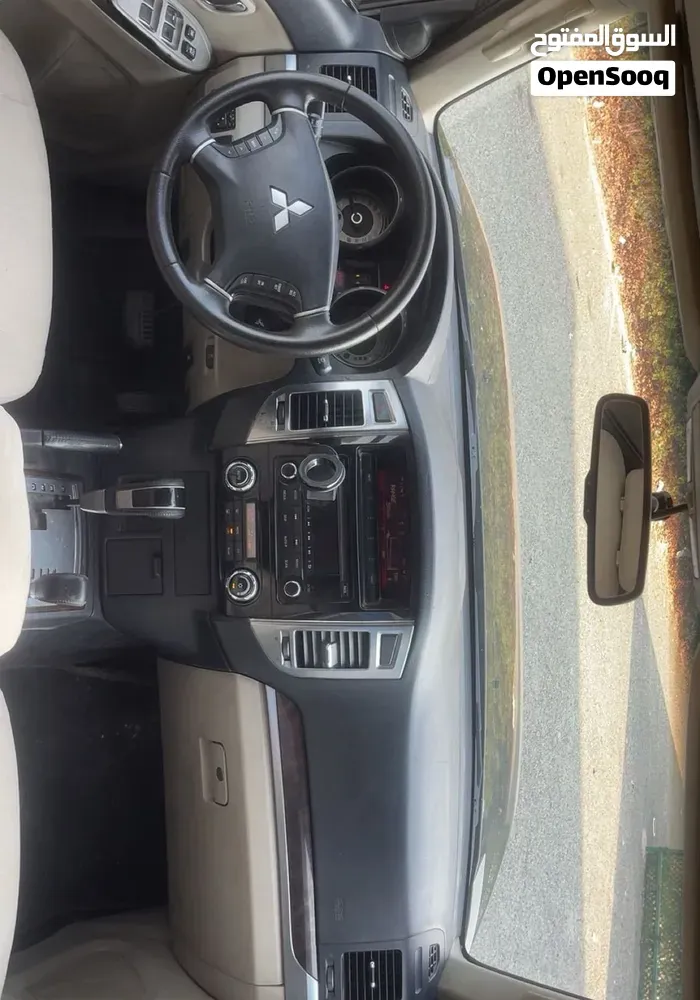 Mitsubishi Pajero 2017 photo 4