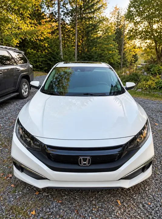 Honda Civic 2019 photo 2