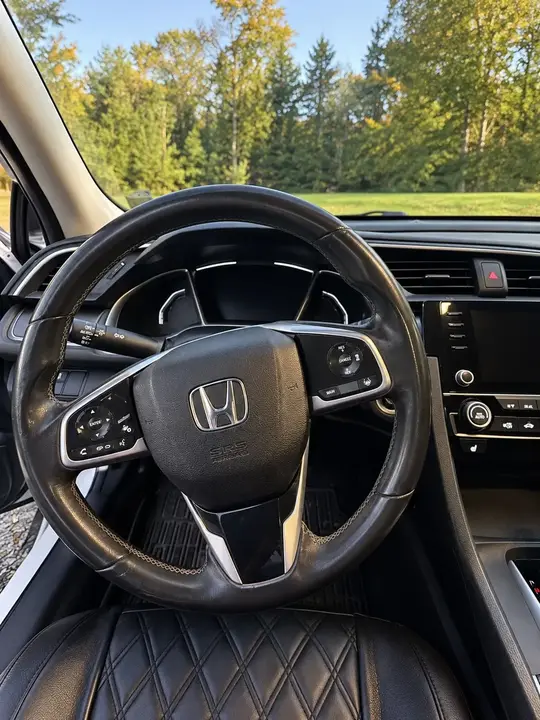 Honda Civic 2019 photo 3