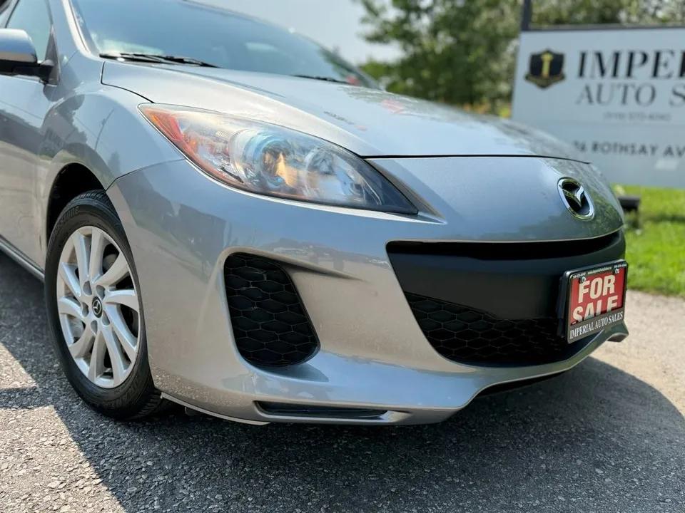 Mazda Mazda3 2013 photo 2