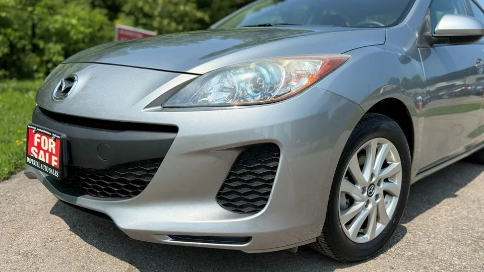 Mazda Mazda3 2013 photo 5