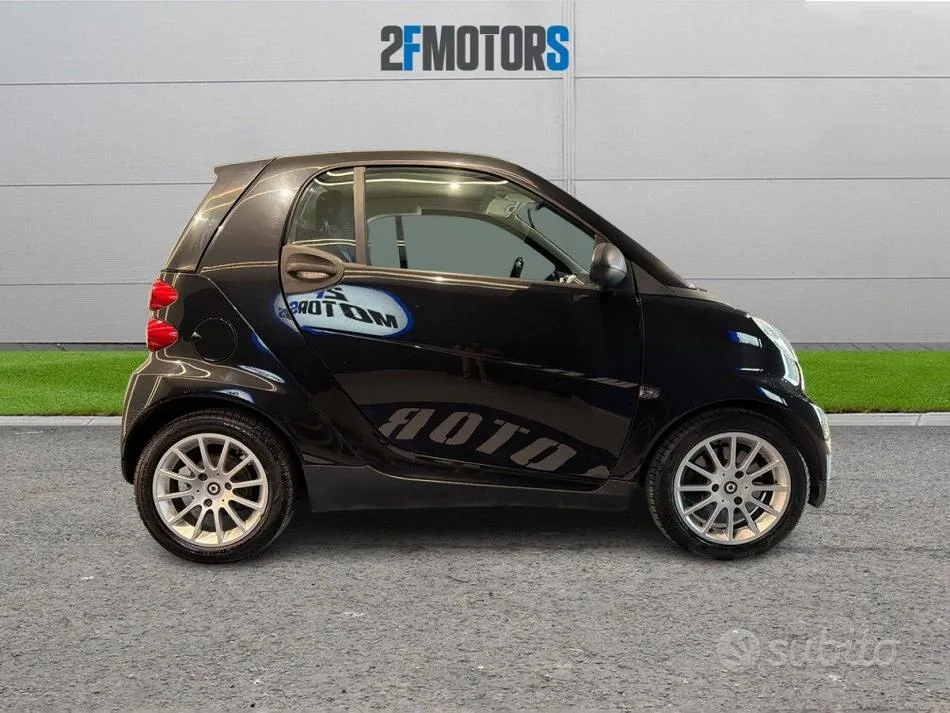Smart Fortwo 2012 photo 3