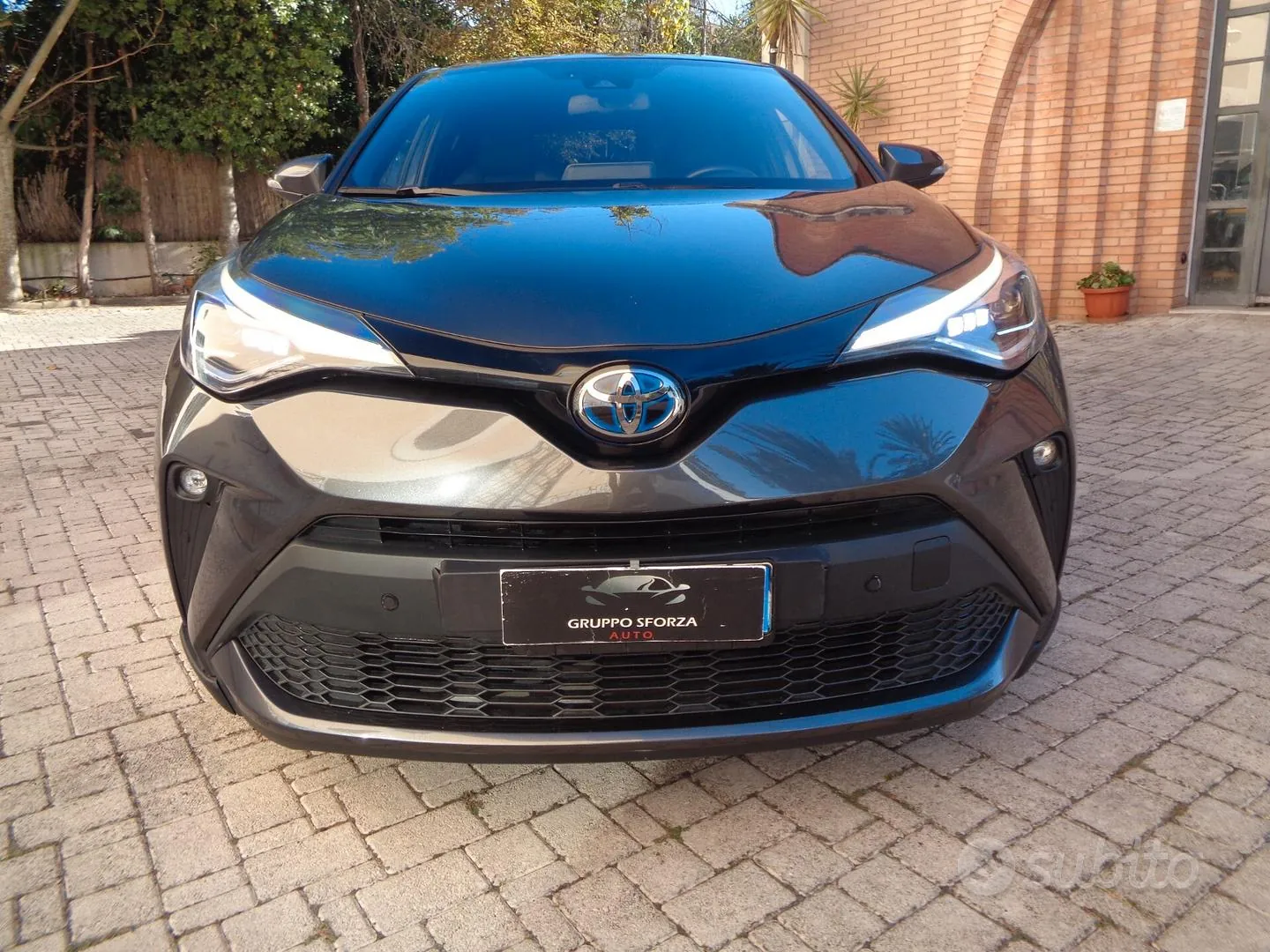 Toyota C-Hr 2023 photo 3