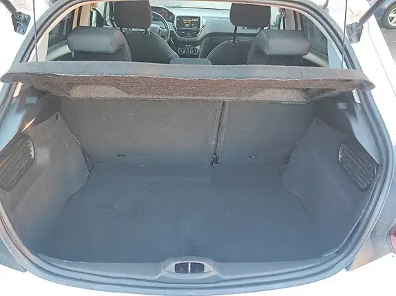 Peugeot 208 2016 photo 5
