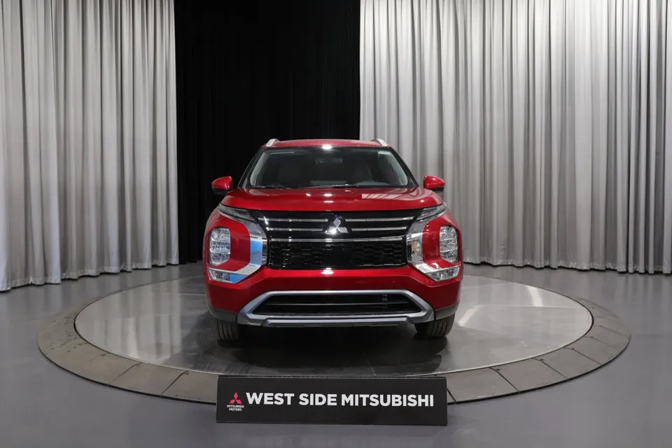 Mitsubishi Outlander 2026 photo 2