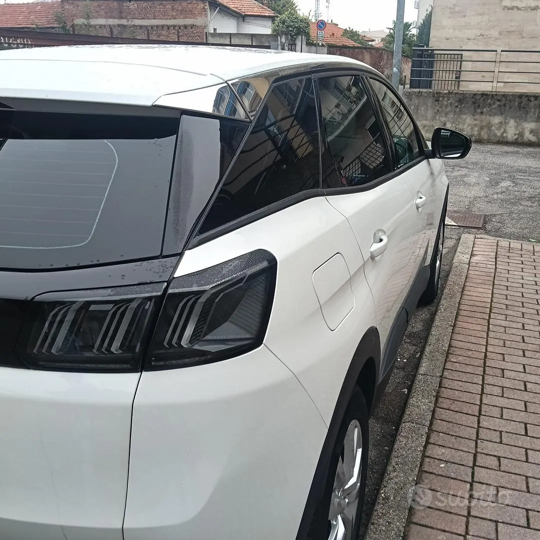 Peugeot 3008 2022 photo 2