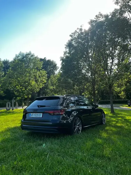 Audi A4 2016 photo 2