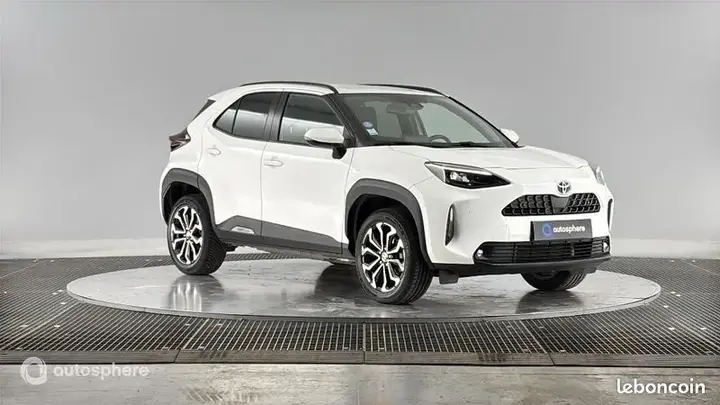 Toyota Yaris Cross 2022 photo 3