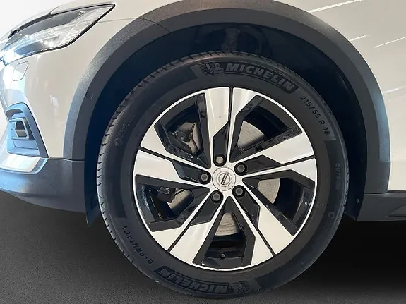 Volvo V60 Cross Country 2020 photo 5