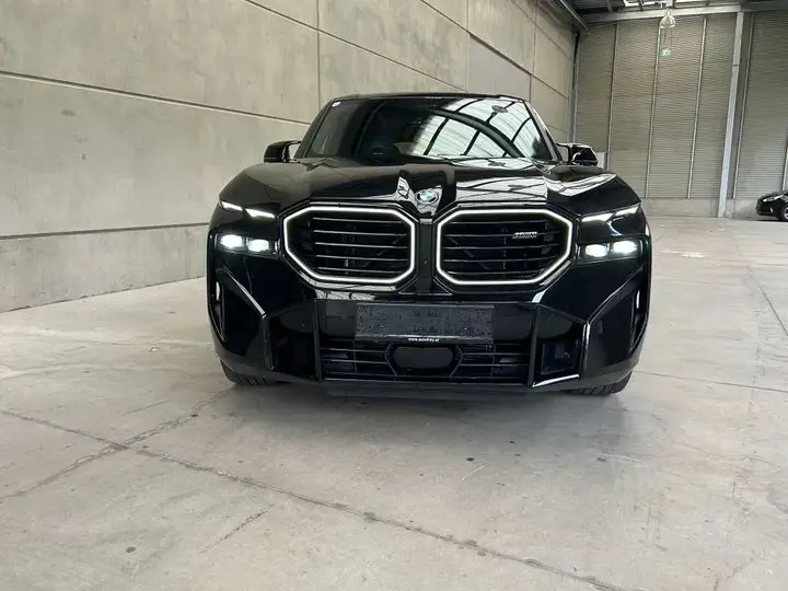 BMW Xm 2023 photo 2