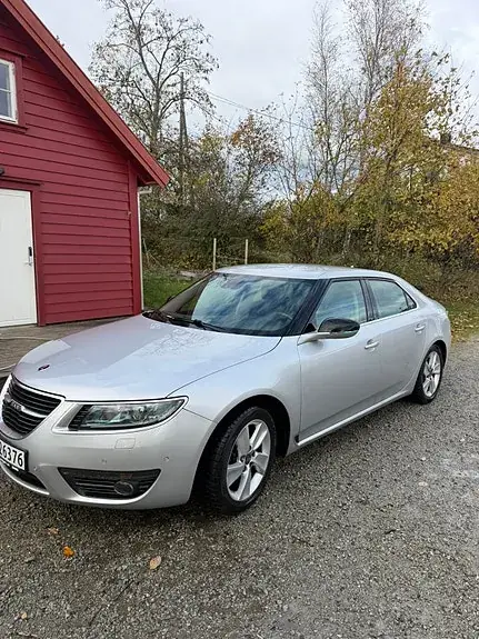 Saab 9-5 2011 photo 3