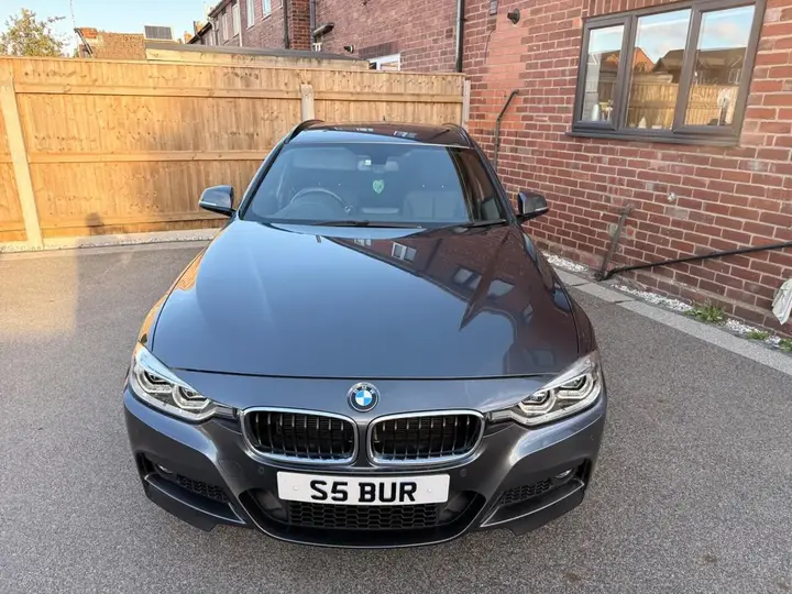 BMW 3 Series 2017 photo 3
