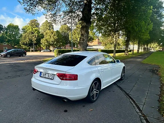Audi A5 2011 photo 5