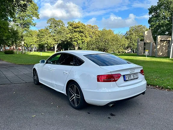 Audi A5 2011 photo 3