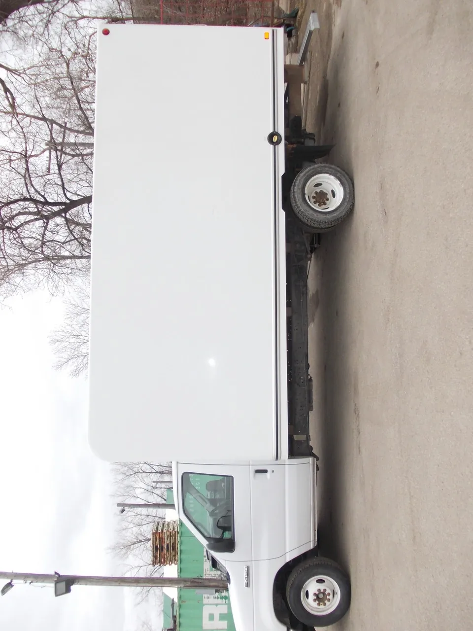 Ford E-Series 2021 photo 3