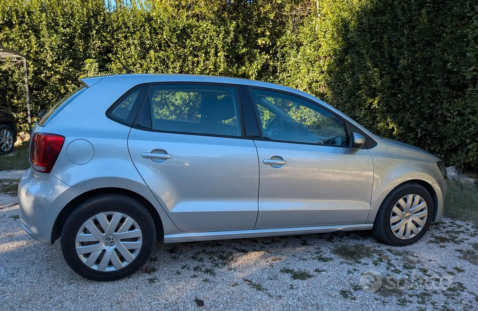 Volkswagen Polo 2010 photo 4