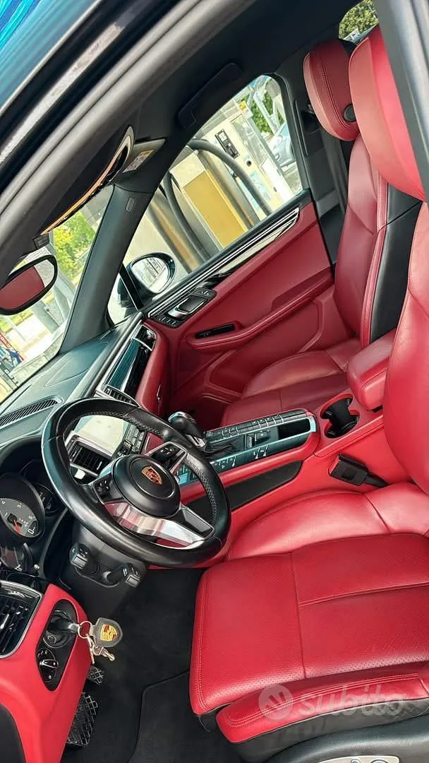Porsche Macan 2016 photo 2