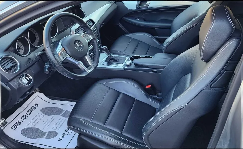 Mercedes-Benz C350 2012 photo 3