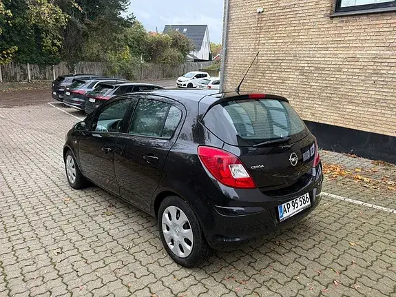 Opel Corsa 2014 photo 3