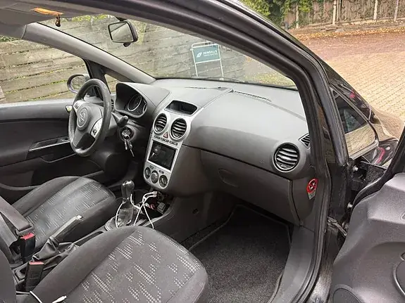 Opel Corsa 2014 photo 4
