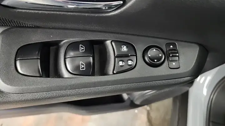 Nissan Kicks 2024 photo 5
