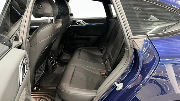BMW I4 2023 photo 5