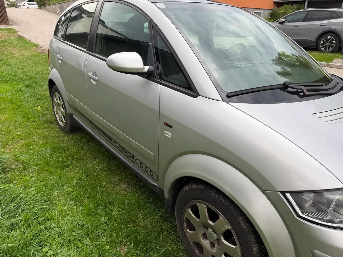 Audi A2 2003 photo 2