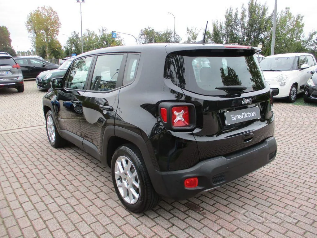 Jeep Renegade 2023 photo 4