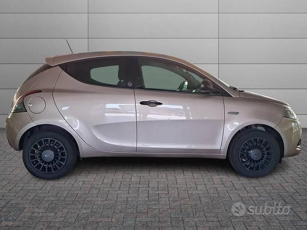 Lancia Ypsilon 2020 photo 3