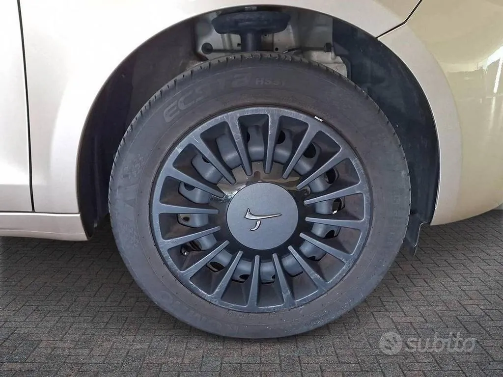 Lancia Ypsilon 2020 photo 5