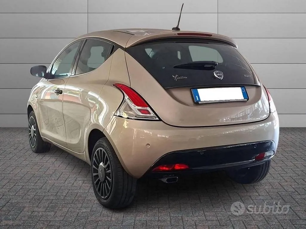 Lancia Ypsilon 2020 photo 2