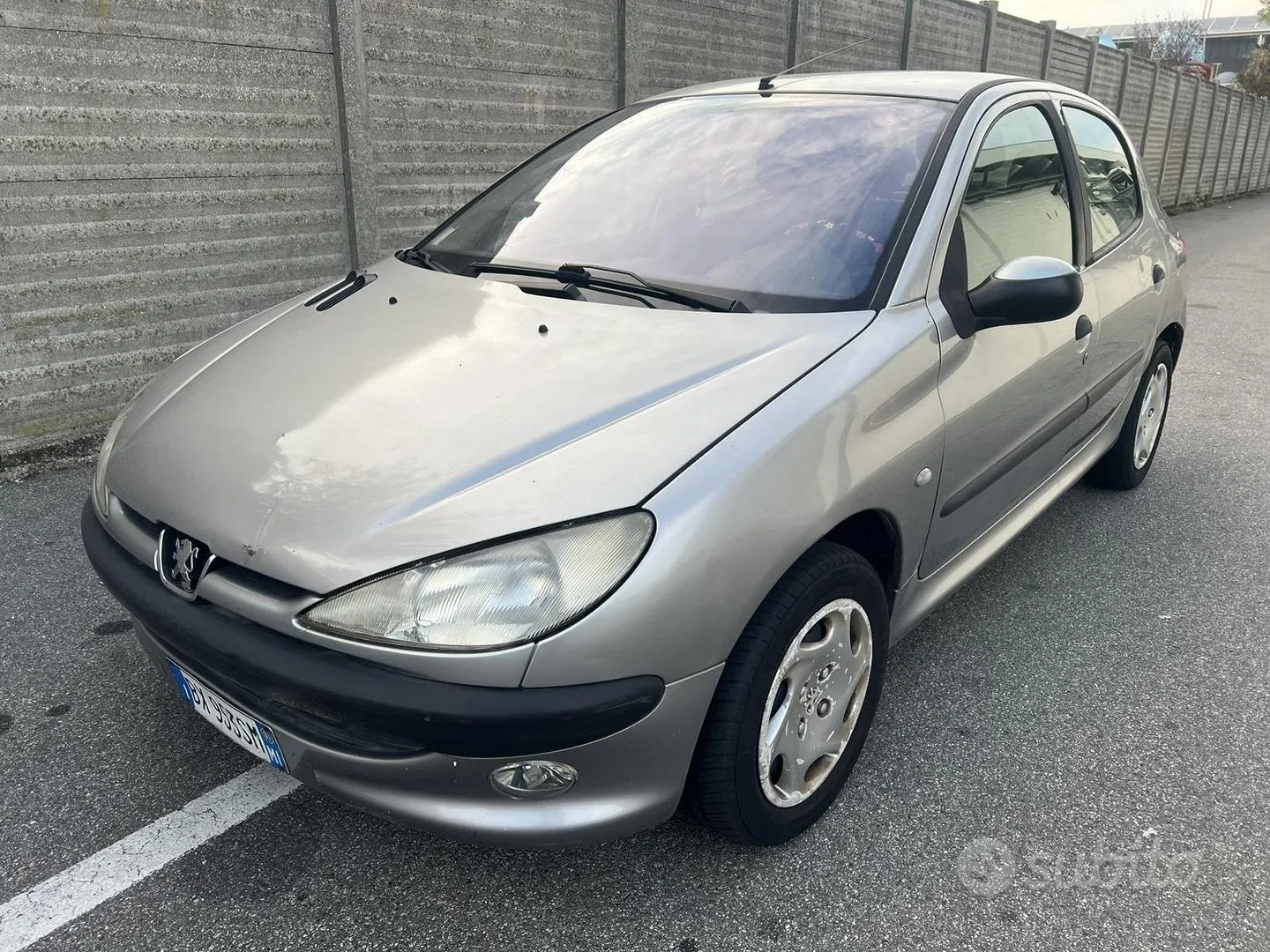 Peugeot 206