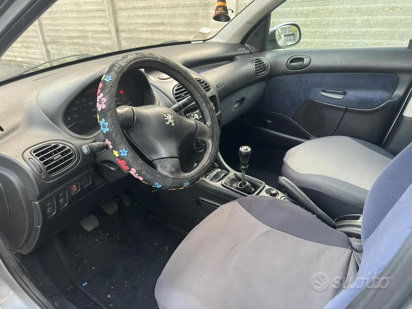 Peugeot 206 2001 photo 4