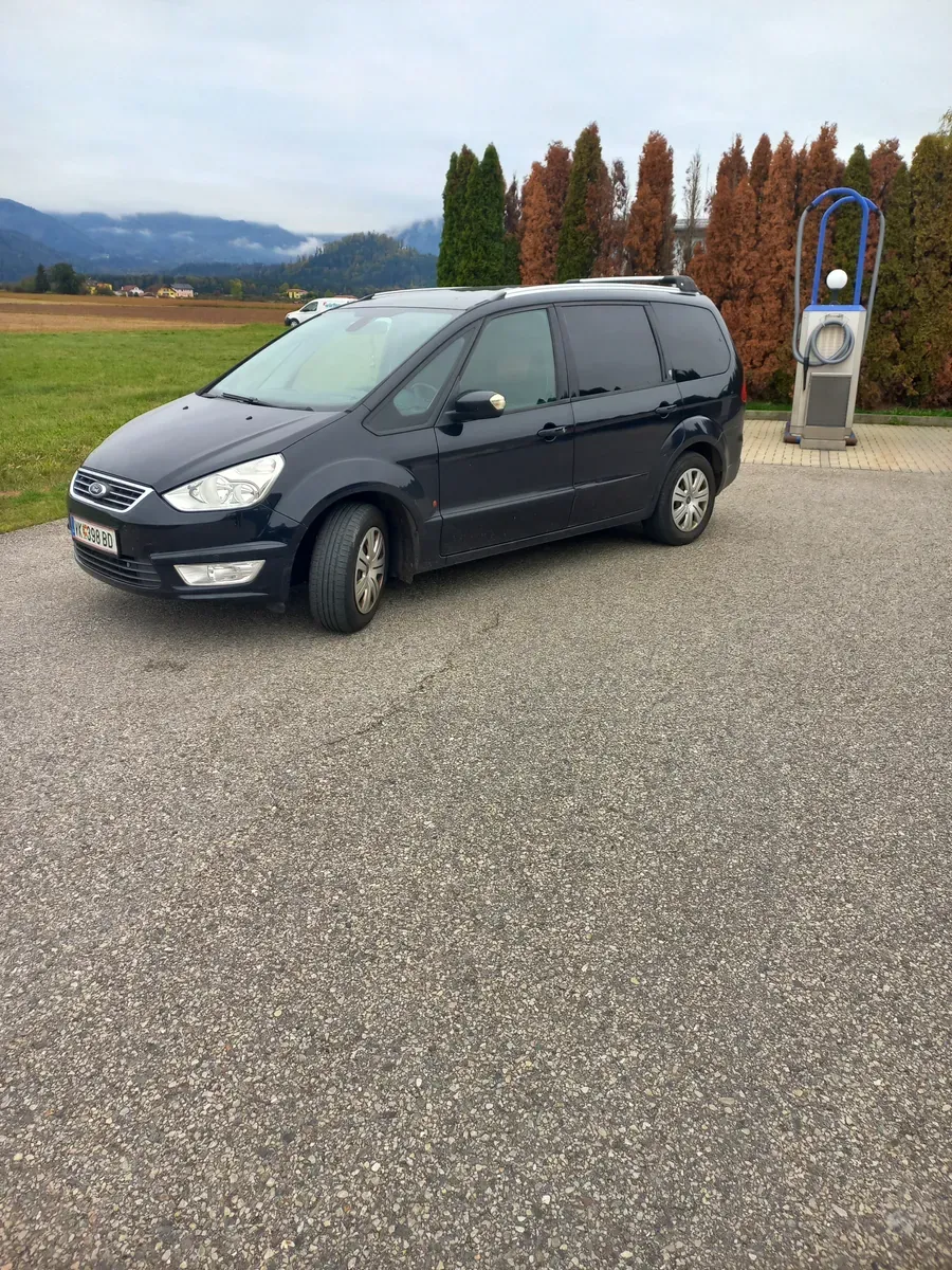 Ford Galaxy 2014 photo 2