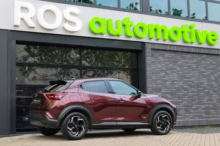 Nissan Juke 2024 photo 2