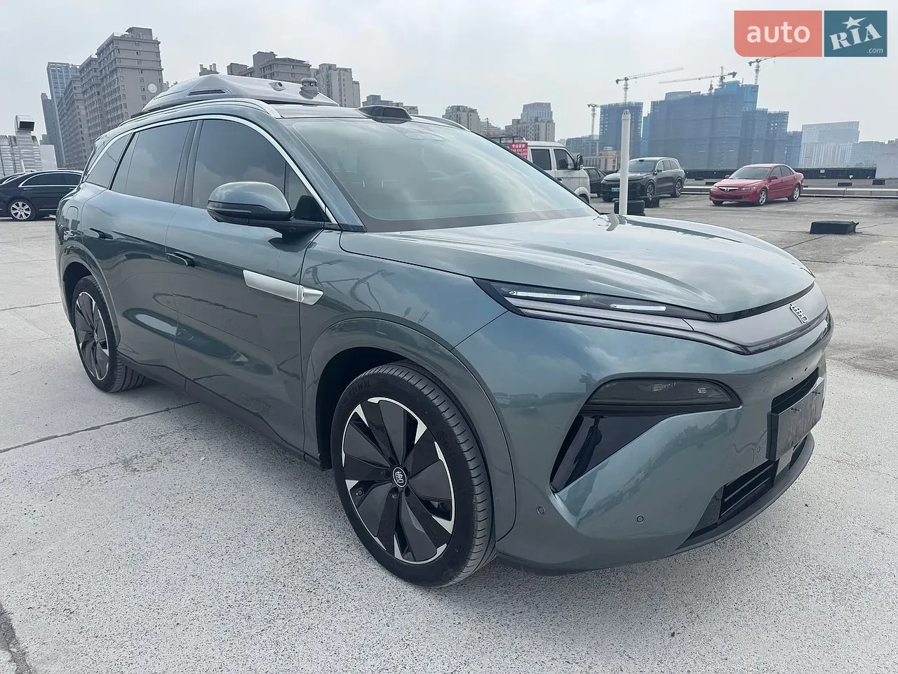 BYD Tang L