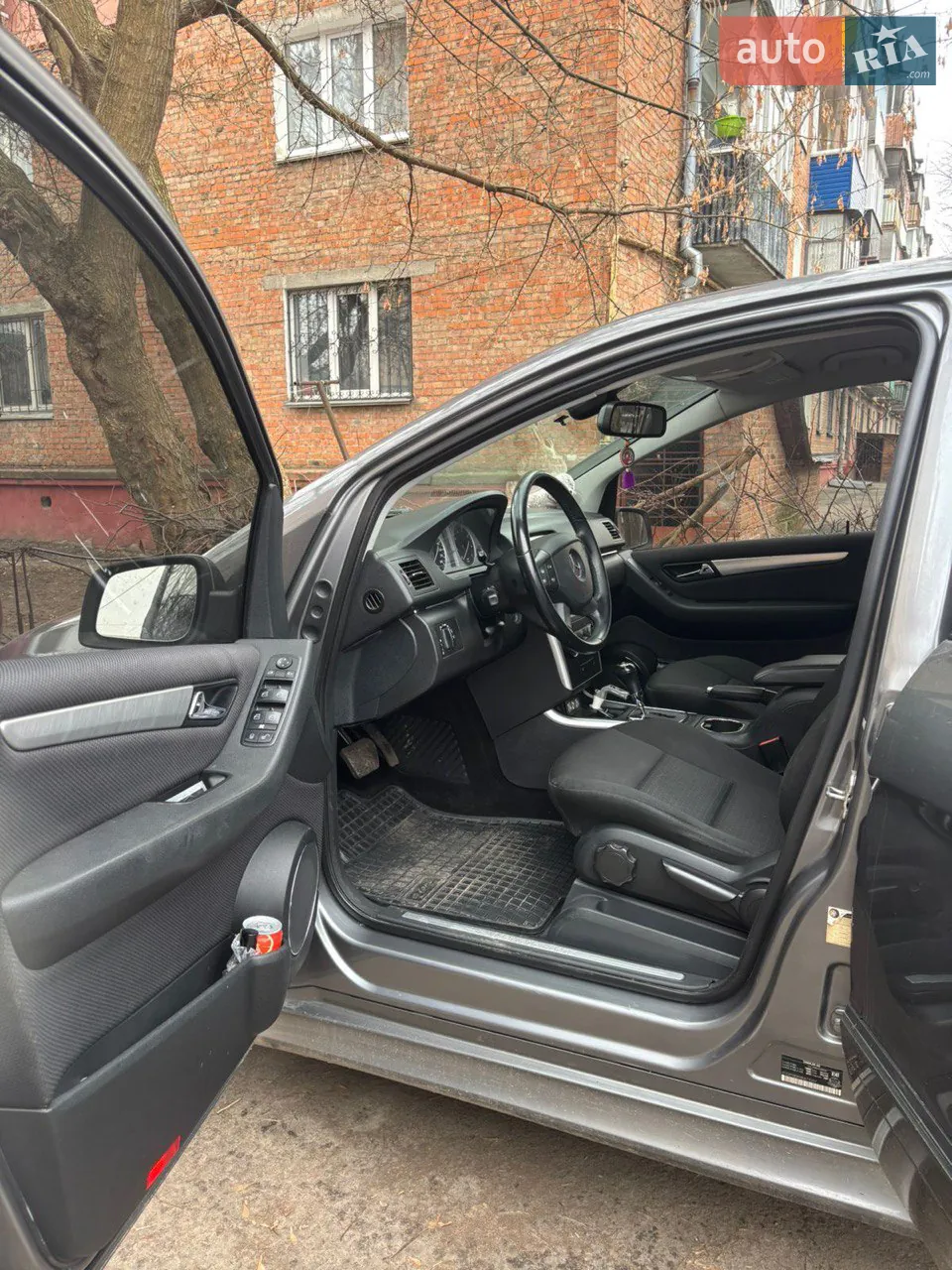 Mercedes-Benz B-Class 2011 photo 4
