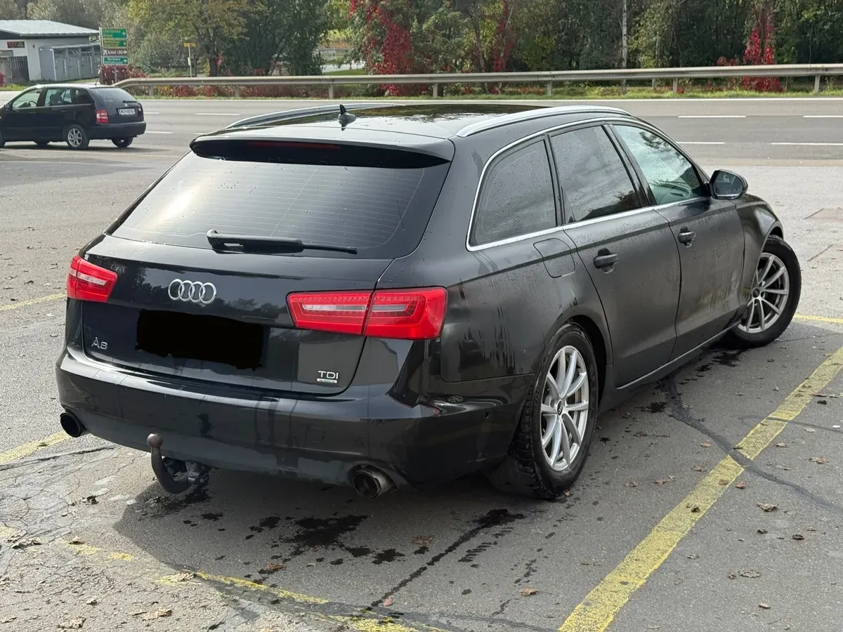 Audi A6 2012 photo 2