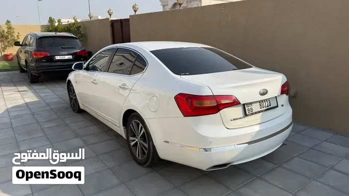 Kia Cadenza 2011 photo 3