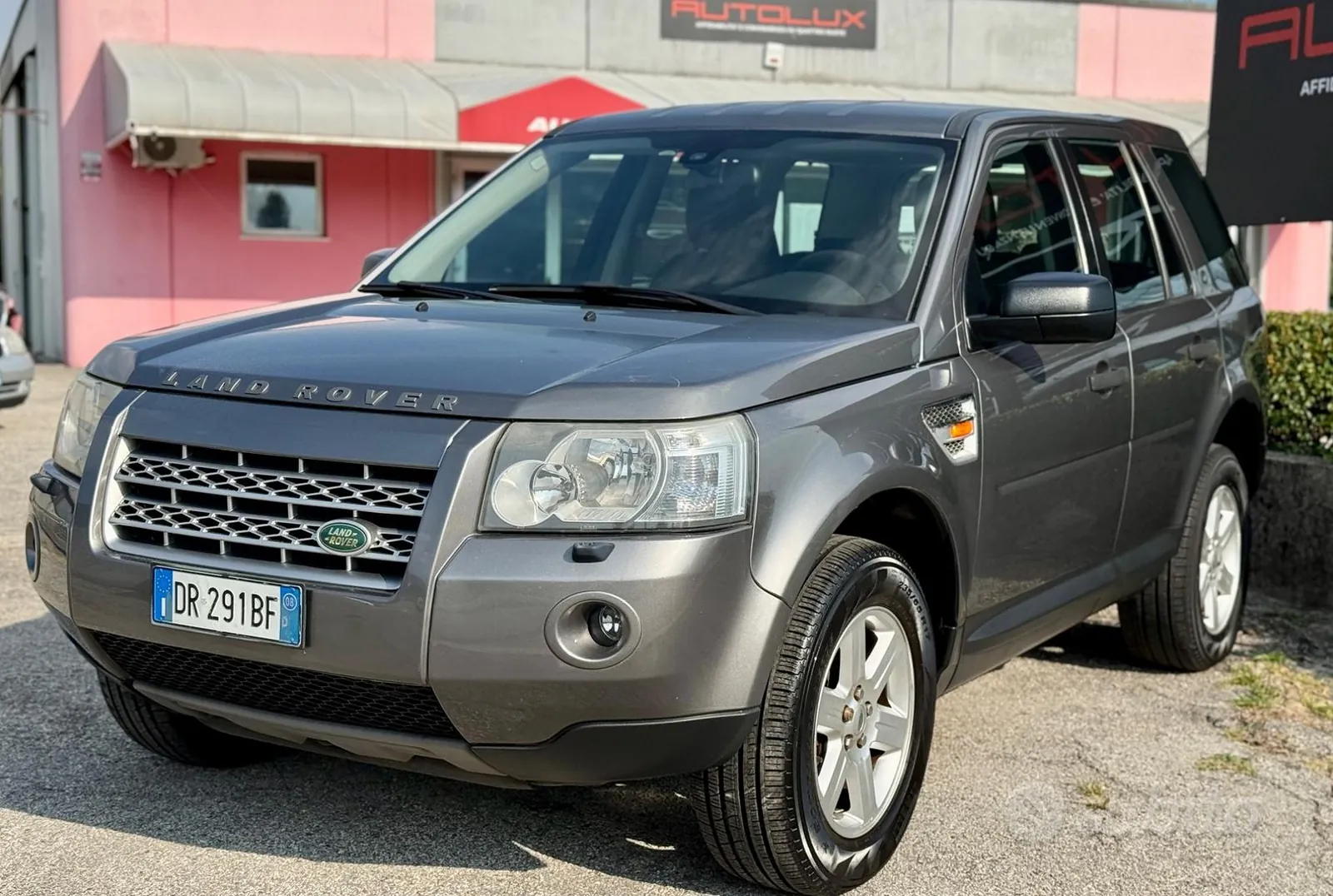 Land Rover Freelander 2008 photo 5