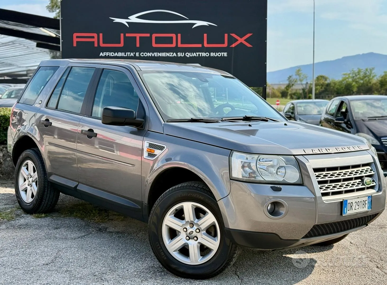 Land Rover Freelander 2008 photo 2