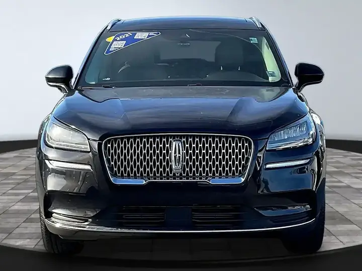Lincoln Corsair 2021 photo 2