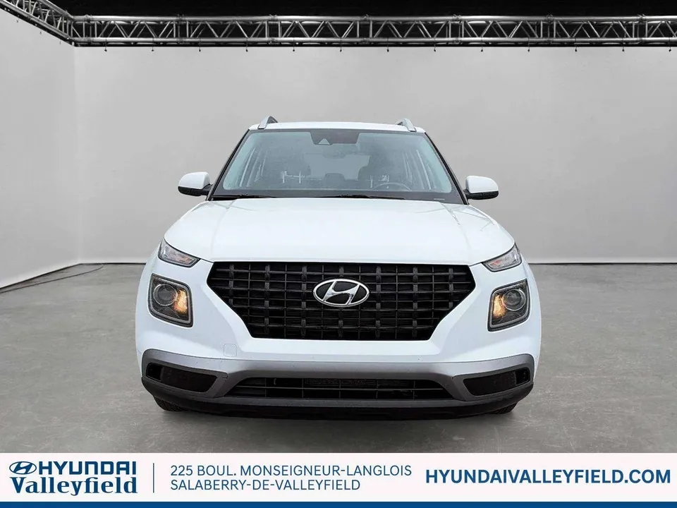 Hyundai Venue 2021 photo 2
