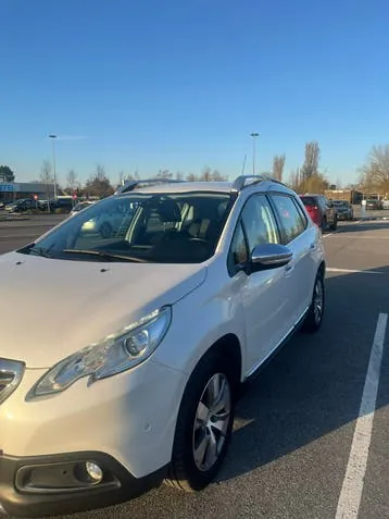 Peugeot 2008 2016 photo 2
