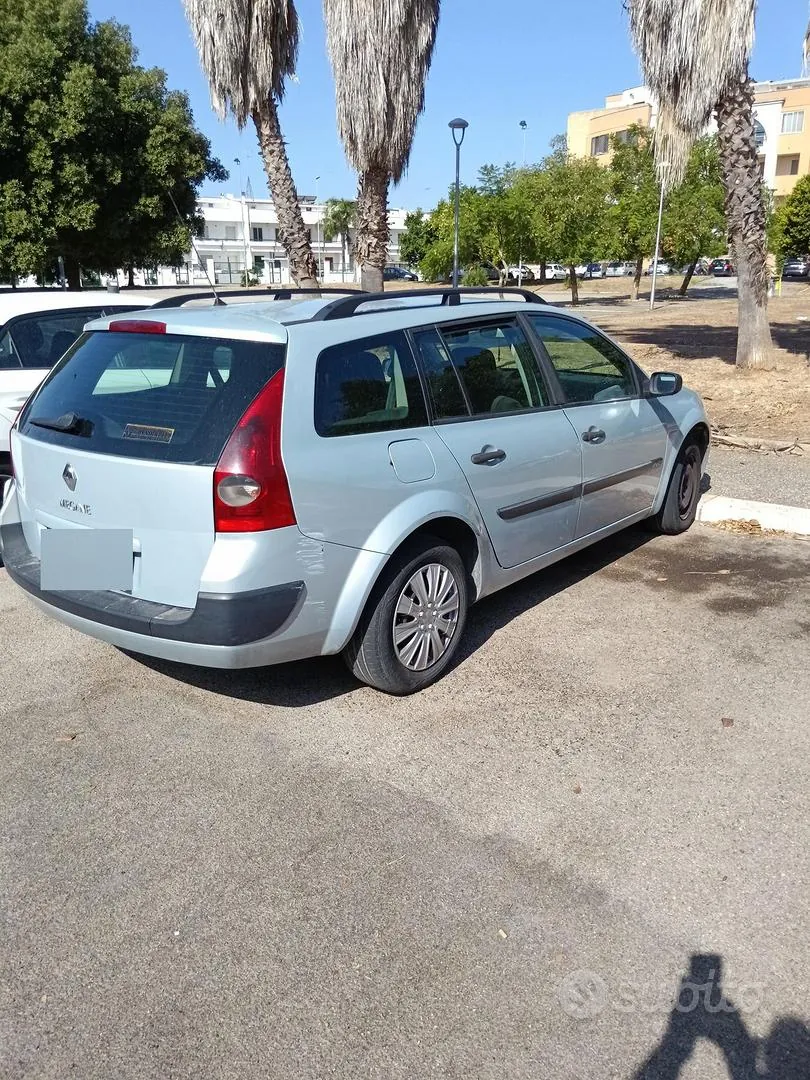 Renault Megane 2004 photo 2